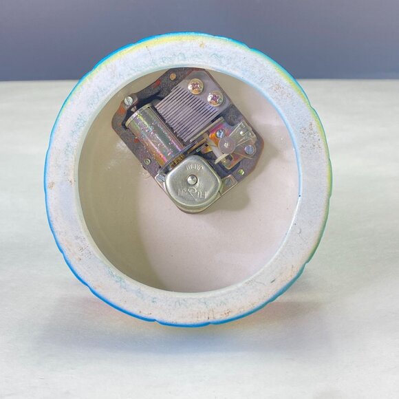 Vintage Wizard of Oz Ceramic Music Box Fuji Japan - Picture 6 of 8